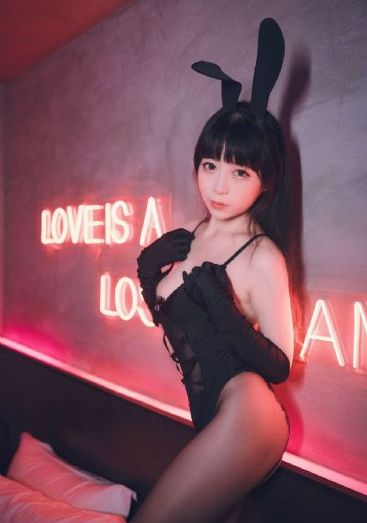 欧美内衣模特高清图片_蓝光完整在线观看
