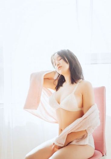 欧美超模秀视频_BD高清视频观看