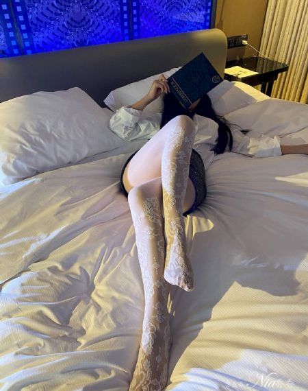 午夜蜜桃av精品影院无码小说_2019国语AV首页