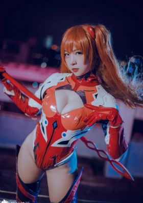 欧美美女被日_成人在线观看免费