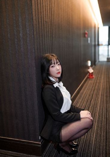 欧美时尚大秀好看视频_BD英语免费观看视频