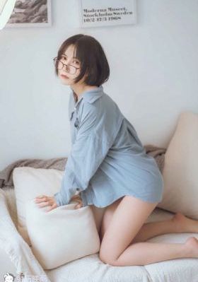 欧美拖地长裙_HD日韩免费观看