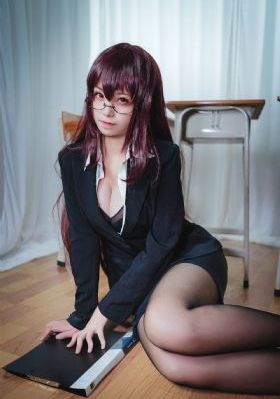 欧美nikkibenze在线_1080影视在线观看