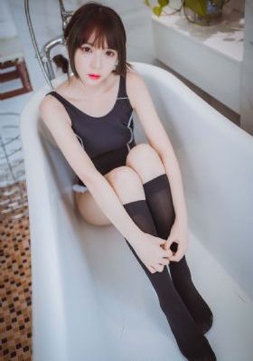国产人妖播放_1080P在线观看